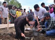 Ketua DPRD Soppeng Letakkan Batu Pertama Pembangunan Mushollah Al-Jabbar Lalang’e