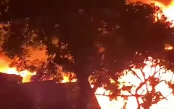 Diduga Akibat Arus Pendek Listrik, Rumah Panggung Musnah Dilalap Api