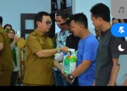 Pemkab Soppeng Salurkan Bantuan Benih Padi Dan Jagung Kepada 221 Kelompok Tani